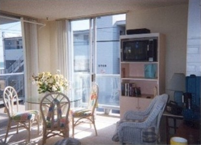 Dining from Livingroom Dining from Livingroom