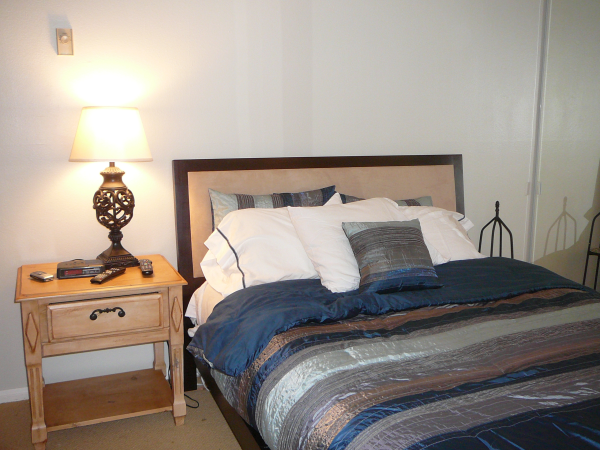 2nd bedroom queen bed