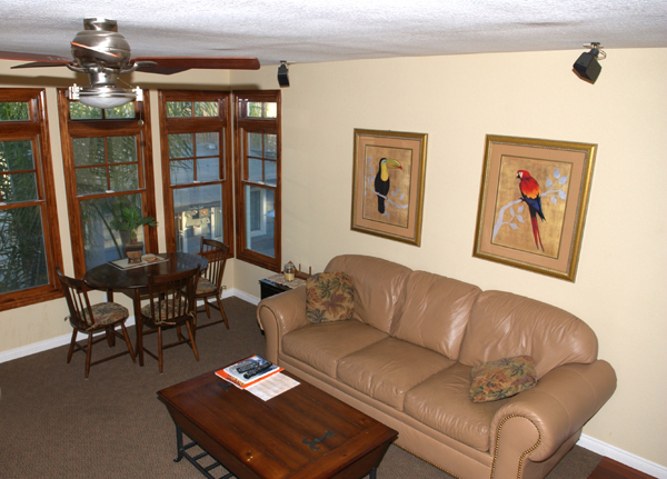Livingroom Couch and Dining Livingroom Couch and Dining
